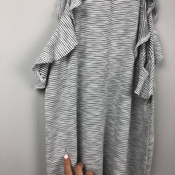 Ginger G Ruffle Top - Picture 5 of 5